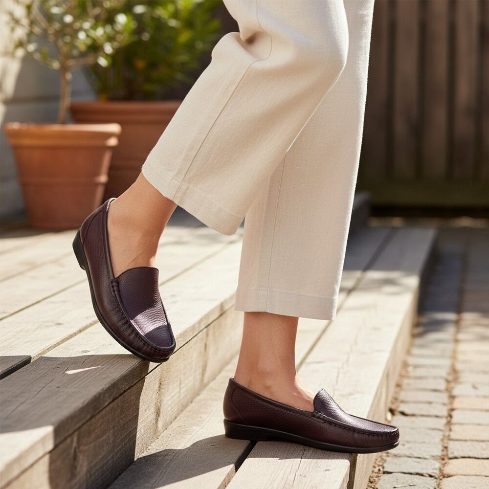 SAS Simplify Loafer Moccasin Womens 10‎ M Antique Wine Leather Slip On Comfort